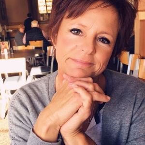 Meet your Posher, Tina